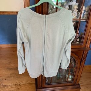 NWT OPEN-BACK SWEATER ✨